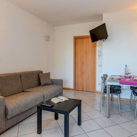 6 Happiness Apartment Toscolano Maderno Ngoại thất bức ảnh