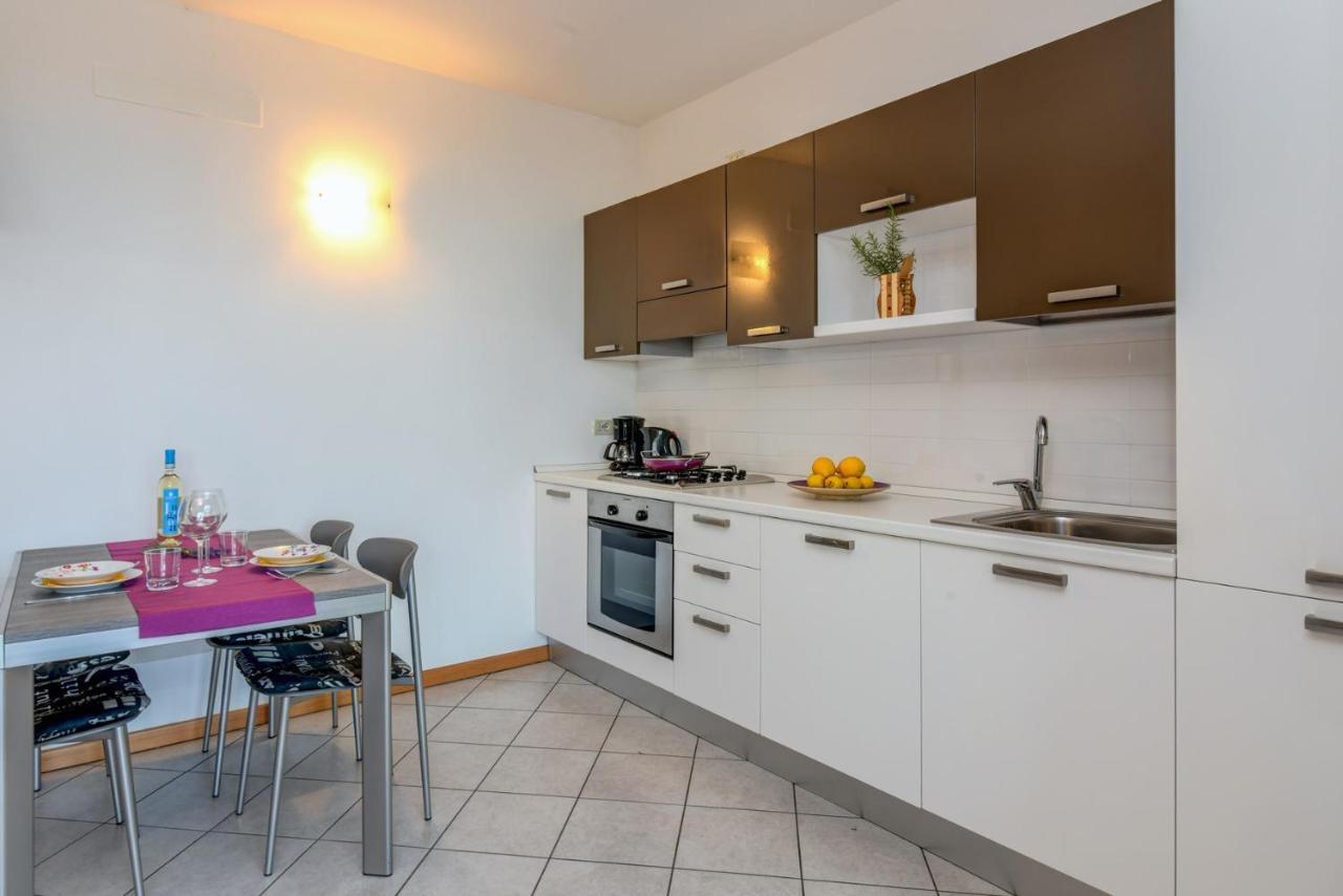 6 Happiness Apartment Toscolano Maderno Ngoại thất bức ảnh