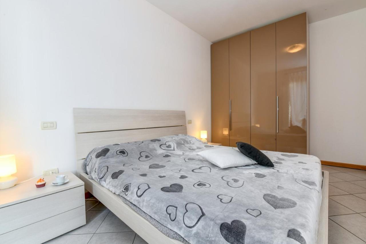 6 Happiness Apartment Toscolano Maderno Ngoại thất bức ảnh